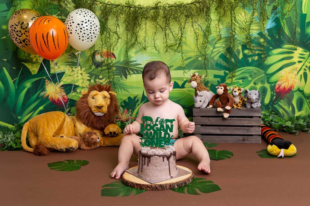 jungle theme cake smash